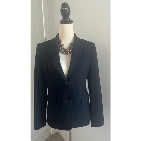 Tahari Arthur S. Levine Black Career Two Button Lined 
Lapel Neckline Blazer  4 - Picture 1 of 11